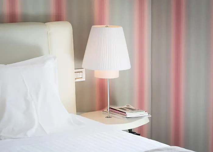 Hotel Grand Palace 5*