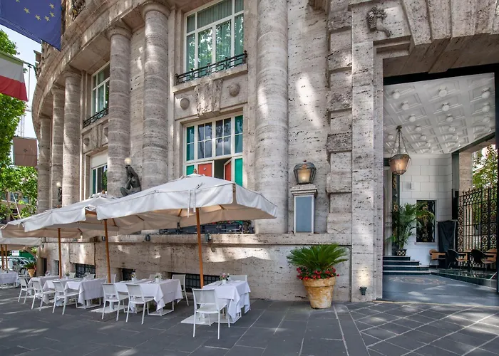 Отель Grand Palace 5*