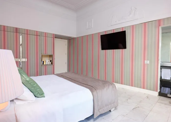 Grand Palace Рим